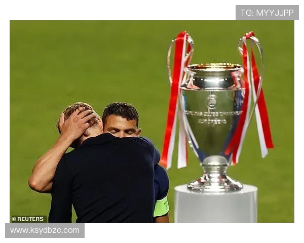 弗兰克：中国非常自由和安全，商品非常便宜，菜味道出奇地好